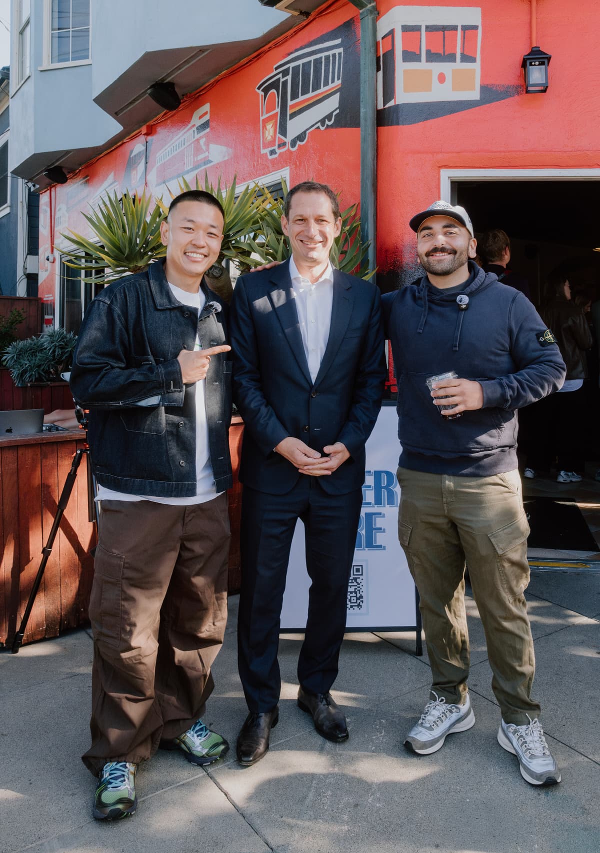 FREE BREAD founders with mayor